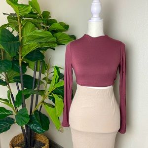 Long sleeve crop top